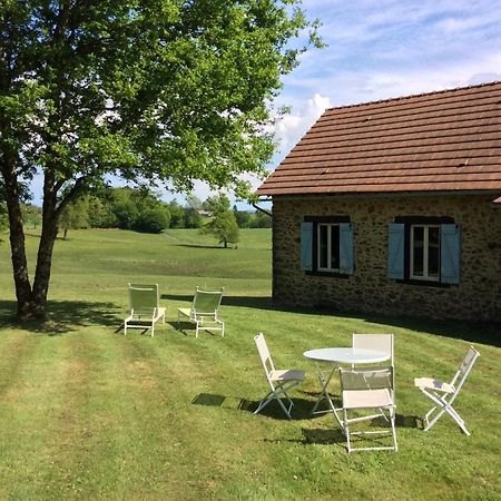 Les Landes Hotel Saint-Pardoux-Corbier ภายนอก รูปภาพ